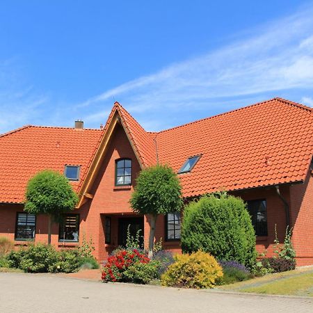 Luxurious Holiday Home In Insel Poel Germany With Sauna Kaltenhof エクステリア 写真